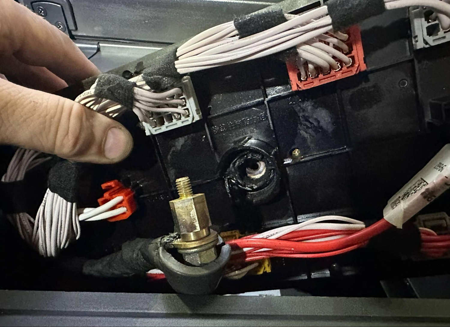 FAW J7 не запускается двигатель: диагностика и устранение неисправности